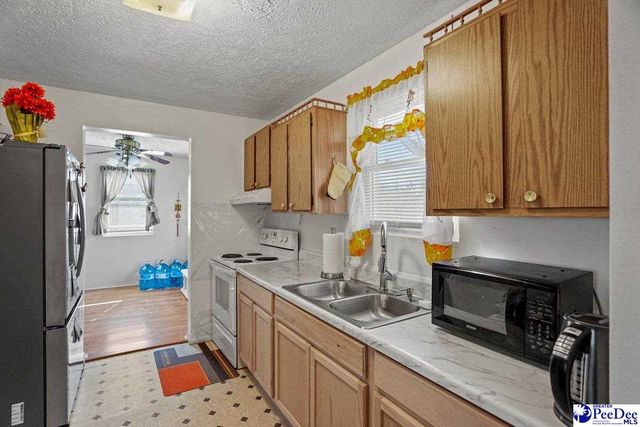 2070 E Lynches River Rd, Timmonsville, SC 29161