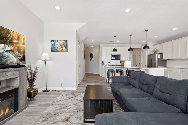 11311 Brookview Road, Woodbury, MN 55129