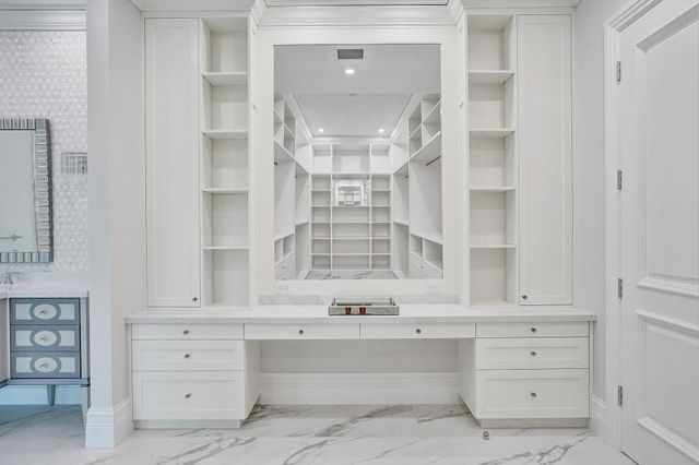 400 Coral Way, Fort Lauderdale, FL 33301