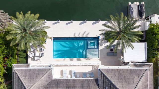 400 Coral Way, Fort Lauderdale, FL 33301