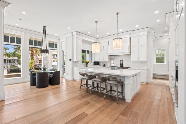 400 Coral Way, Fort Lauderdale, FL 33301