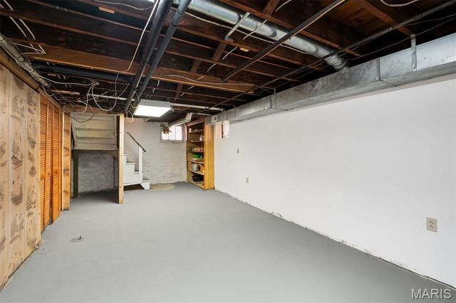 5510 Rhodes Avenue, St Louis, MO 63109