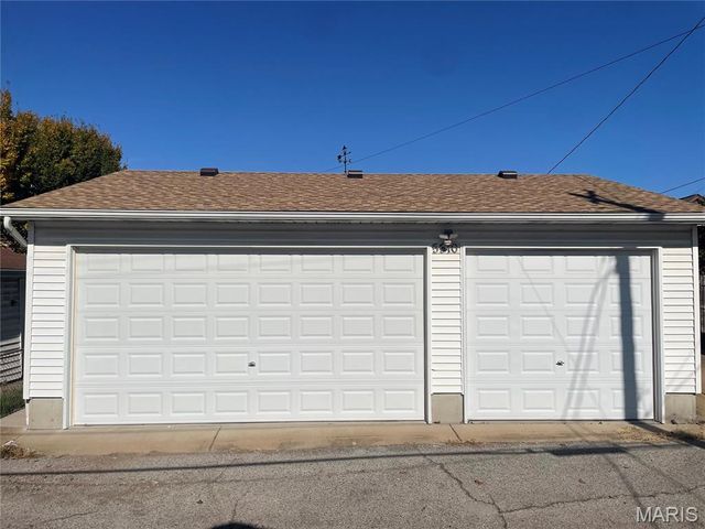 5510 Rhodes Avenue, St Louis, MO 63109