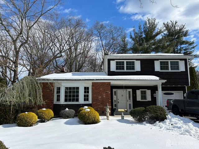 5 Downing Drive, East Brunswick, NJ 08816