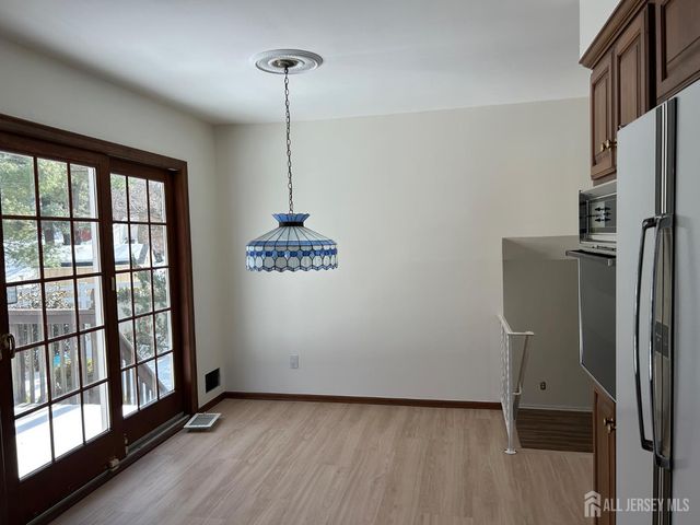 5 Downing Drive, East Brunswick, NJ 08816