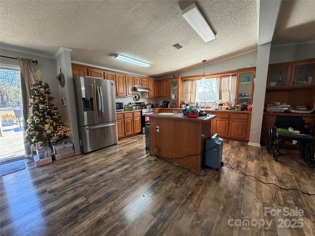 102 Beechwood Drive, Salisbury, NC 28147