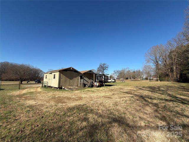 102 Beechwood Drive, Salisbury, NC 28147