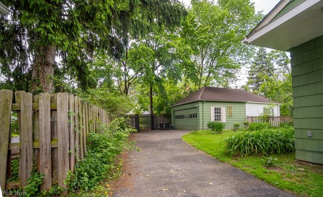 3550 Townley Road, Shaker Heights, OH 44122