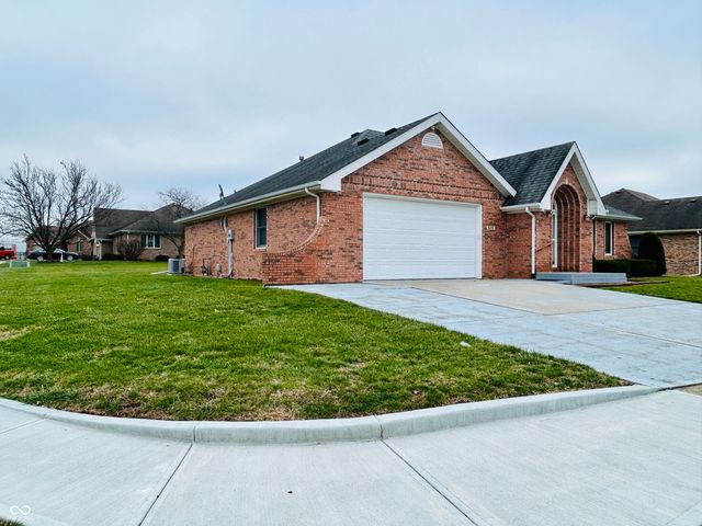 635 Jackson Street, Brownsburg, IN 46112