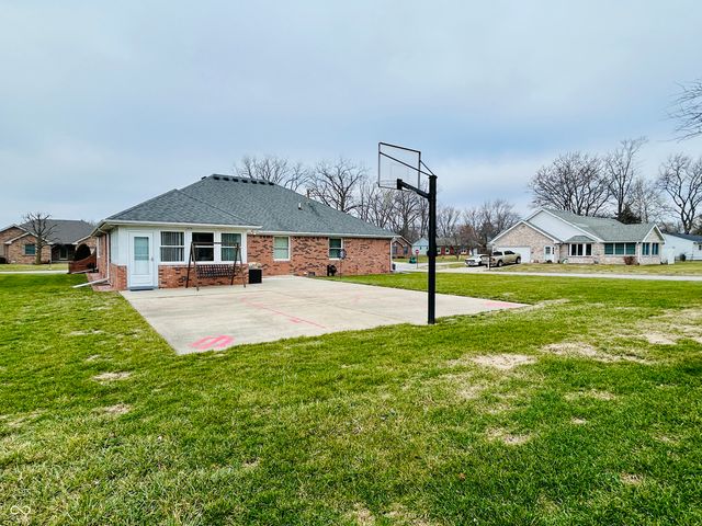 635 Jackson Street, Brownsburg, IN 46112