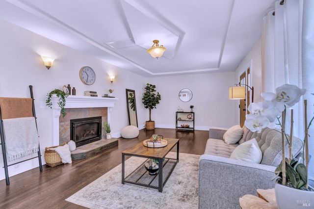 1524 Sutter St, Vallejo, CA 94590