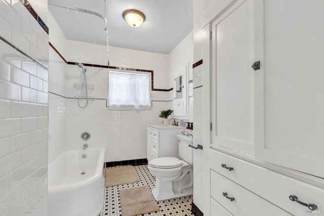 1524 Sutter St, Vallejo, CA 94590