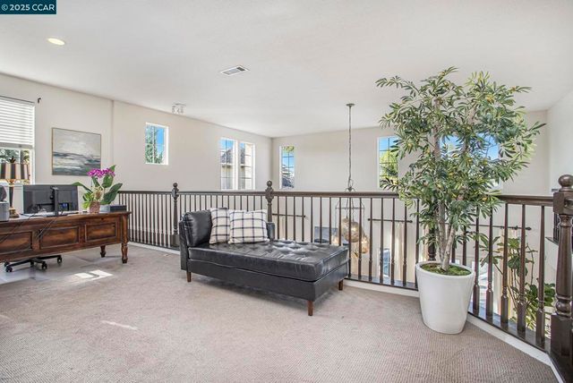 4001 Browning Dr, Concord, CA 94518