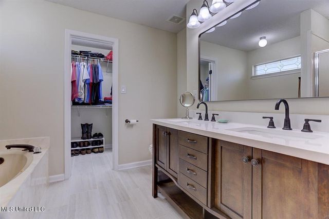 9240 Huron Drive, Olive Branch, MS 38654