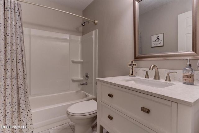 9240 Huron Drive, Olive Branch, MS 38654