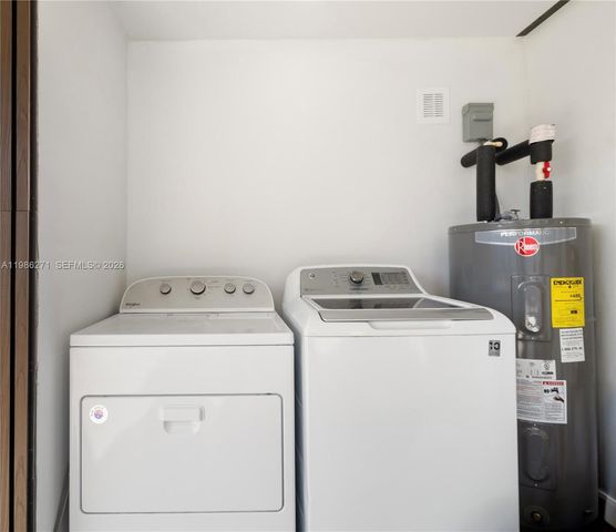 5420 NW 182nd St, Miami Gardens, FL 33055