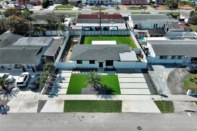 5420 NW 182nd St, Miami Gardens, FL 33055