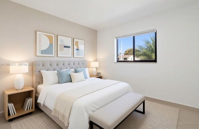 5420 NW 182nd St, Miami Gardens, FL 33055