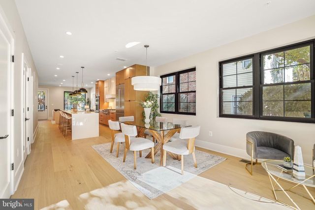 4414 HARRISON ST NW, Washington, DC 20015