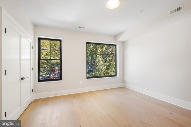 4414 HARRISON ST NW, Washington, DC 20015