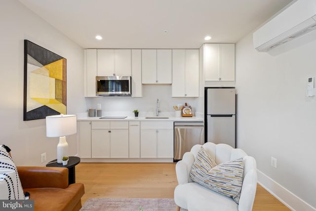 4414 HARRISON ST NW, Washington, DC 20015