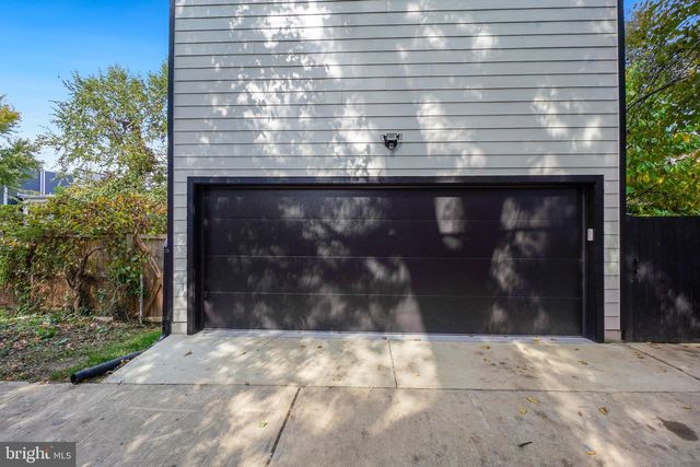 4414 HARRISON ST NW, Washington, DC 20015