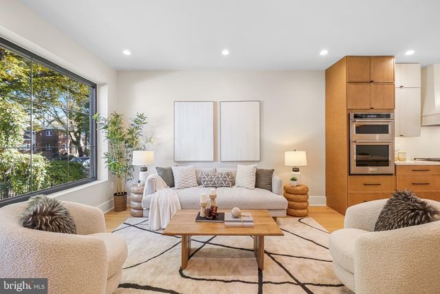 4414 HARRISON ST NW, Washington, DC 20015