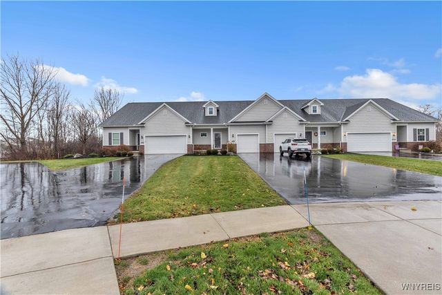 4298 Tisbury Lane, Hamburg, NY 14075