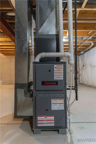 4298 Tisbury Lane, Hamburg, NY 14075