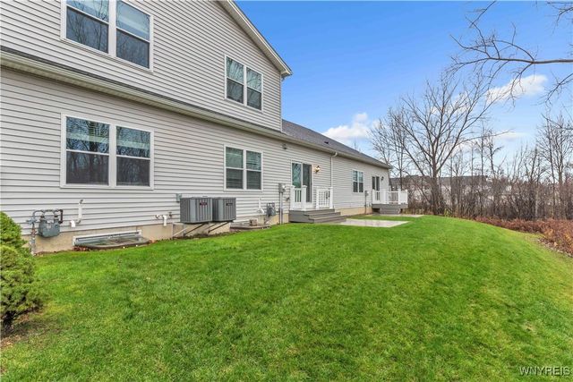 4298 Tisbury Lane, Hamburg, NY 14075