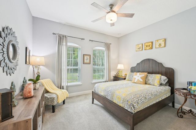 15 Deerfield Meadows Cir, St Augustine, FL 32086