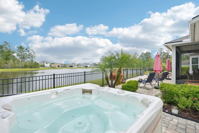 15 Deerfield Meadows Cir, St Augustine, FL 32086