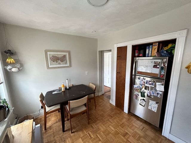 328 Beacon St 2F, Somerville, MA 02143