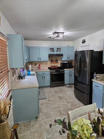 7443 Carriage Pass, San Antonio, TX 78249