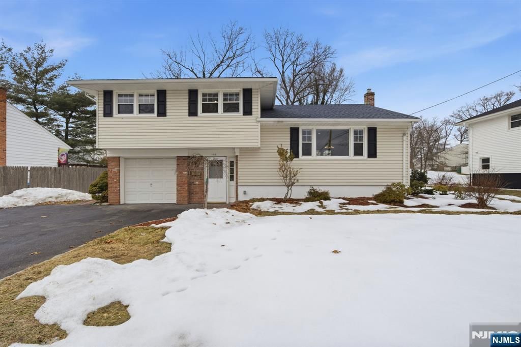 496 Prospect Avenue, Dumont, NJ 07628