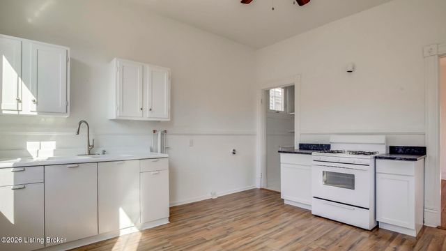 1909 Bonnycastle Ave, Louisville, KY 40205