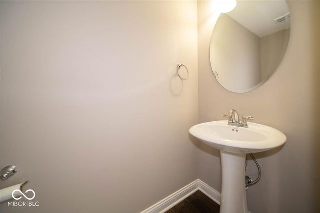 14765 Edgebrook Drive, Fishers, IN 46040