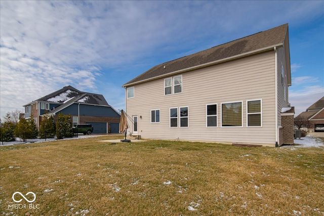 14765 Edgebrook Drive, Fishers, IN 46040