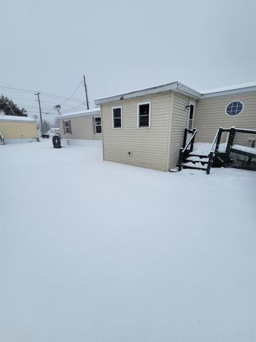 20 Nicole Drive, St. Albans Town, VT 05478