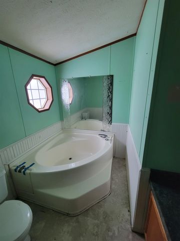 20 Nicole Drive, St. Albans Town, VT 05478