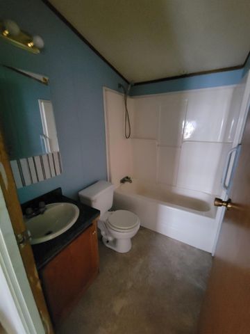 20 Nicole Drive, St. Albans Town, VT 05478