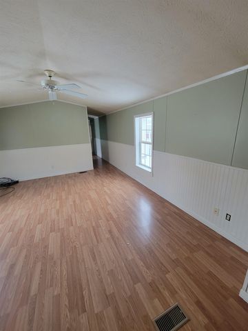 20 Nicole Drive, St. Albans Town, VT 05478