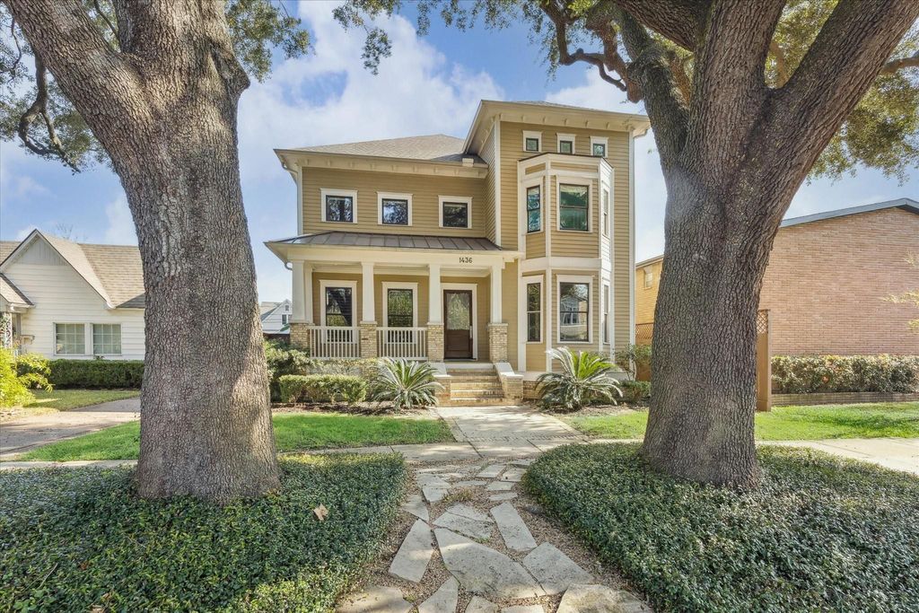 Image 1 of property listing at 1436 Harvard Street, Houston, TX 77008