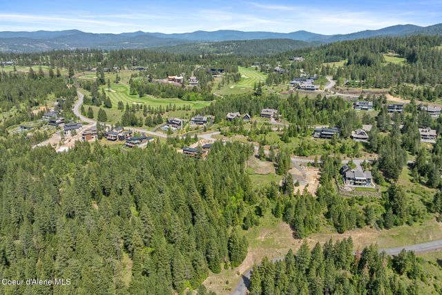 2056 Echo Canyon Dr, Harrison, ID 83833