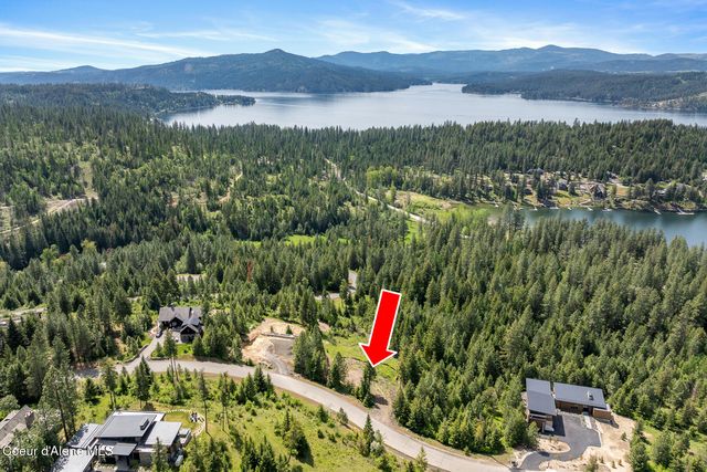 2056 Echo Canyon Dr, Harrison, ID 83833