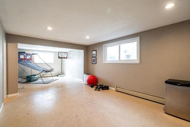 1452 N Lapham STREET, Oconomowoc, WI 53066