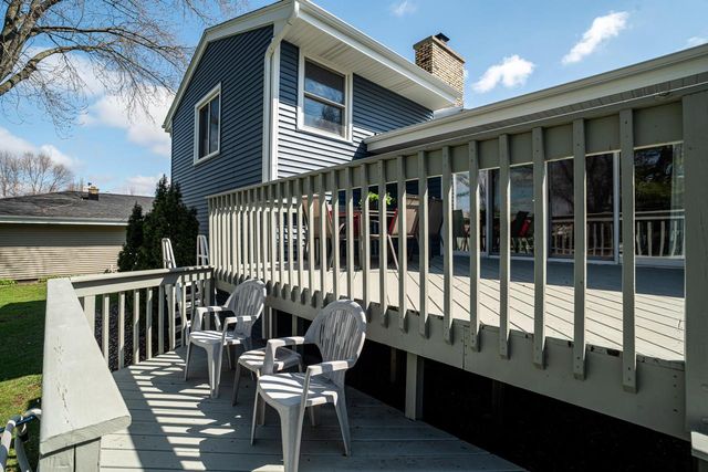 1452 N Lapham STREET, Oconomowoc, WI 53066
