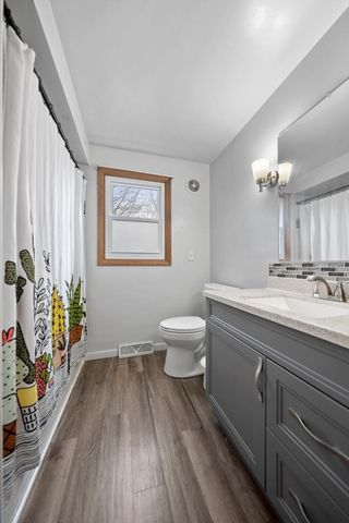 1014 SUYDAM STREET, Green Bay, WI 54301