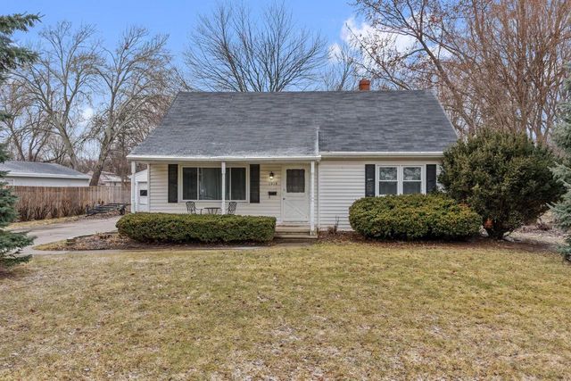 1014 SUYDAM STREET, Green Bay, WI 54301