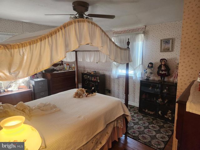 7415 CEDAR AVE, Pennsauken, NJ 08109